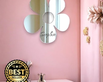 Daisy Acrylic Mirror: Custom Colors & Sizes, Indoor/Outdoor Decor
