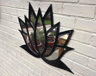 Lotus Flower Garden Mirror: Custom Colors, Shatterproof Acrylic
