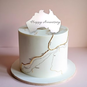 Australia Map Cake Topper: Bespoke Acrylic Cake Decoration