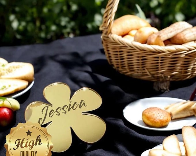 Mirrored Acrylic Daisy Coasters: Engraved Flower Place Setting