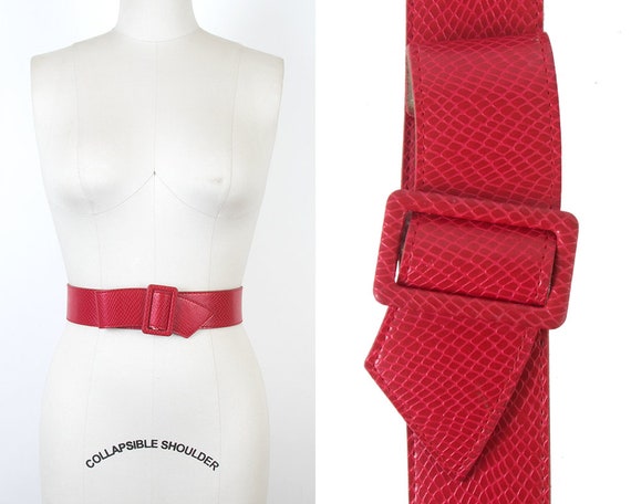 Vintage 1960s Cinch Belt | 60s Red Lizard Vinyl Hi