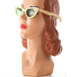 Vintage 1950s Cateye Sunglasses 50s COOL-RAY POLAROID Carved Cream Plastic Cat Eye Frames Glasses with Green Tinted Lenses image 3