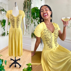 Vintage 1940s Party Dress | 40s Gold Filigree Yellow Jersey Formal Evening Special Event Maxi Full Length Gown | small