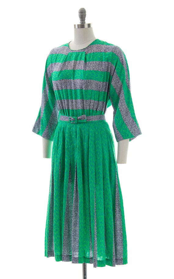 75 DRESS SALE /// Vintage 1950s Dress | 50s Abstr… - image 3