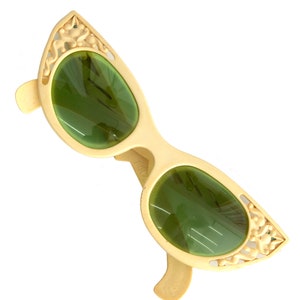 Vintage 1950s Cateye Sunglasses 50s COOL-RAY POLAROID Carved Cream Plastic Cat Eye Frames Glasses with Green Tinted Lenses image 6