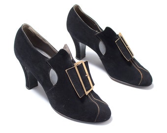 Vintage 1930s High Heels | 30s Black Suede Large Buckle Witchy Pilgrim Pumps Formal Evening Shoes (size US 6.5)