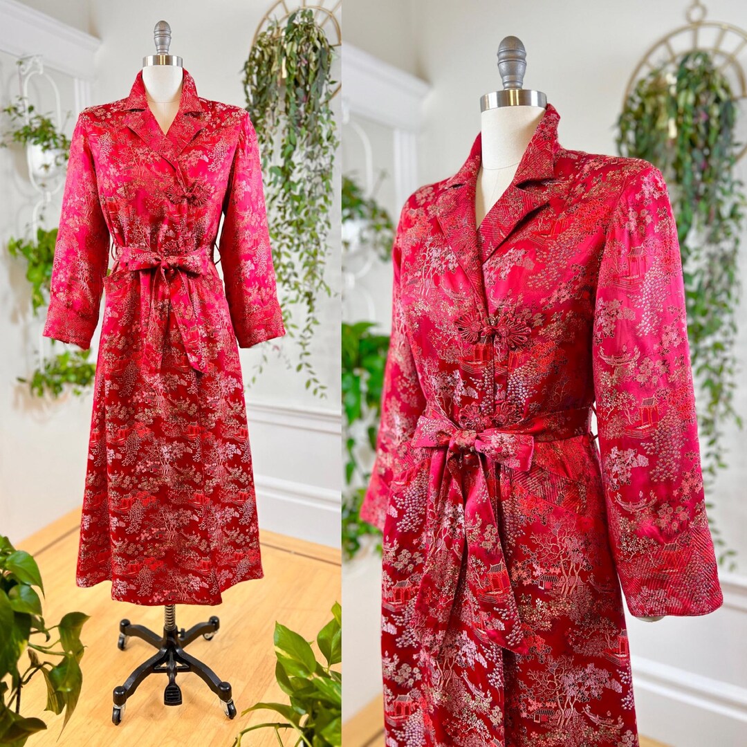 Vintage 1990s 2000s Robe | 90s Y2K Asian Novelty Rayon Satin Jacquard ...