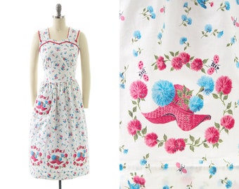 Vintage 1940s Sundress | 40s Novelty Border Print Hat Bees Floral Cotton Day Dress with Cute Pocket (xs/small)