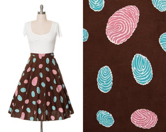 Vintage 1940s 1950s Skirt | 40s 50s Novelty Print Cotton Fingerprint Pinecone Abstract Kitsch Mid Century Brown Full Swing Skirt (large)
