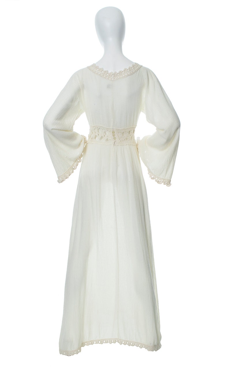 Vintage 1970s Dress 70s Cream Off-White Cotton Gauze Crochet Wide Bell Sleeve Full Length Maxi Boho Bridal Wedding Gown x-small/small image 4