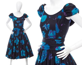 robe vintage des années 1980 | Robe de jour longue jupe ajustée et évasée LAURA ASHLEY des années 80 en coton bleu noir à manches bouffantes et manches bouffantes des années 50 (petit)