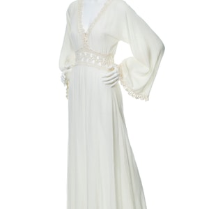 Vintage 1970s Dress 70s Cream Off-White Cotton Gauze Crochet Wide Bell Sleeve Full Length Maxi Boho Bridal Wedding Gown x-small/small image 3