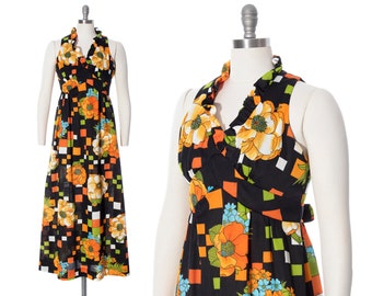 Vintage 1970s Maxi Dress | 70s Poppy Floral Geometric Printed Polyester Black Orange Full Length Fit and Flare Dress (small/medium)