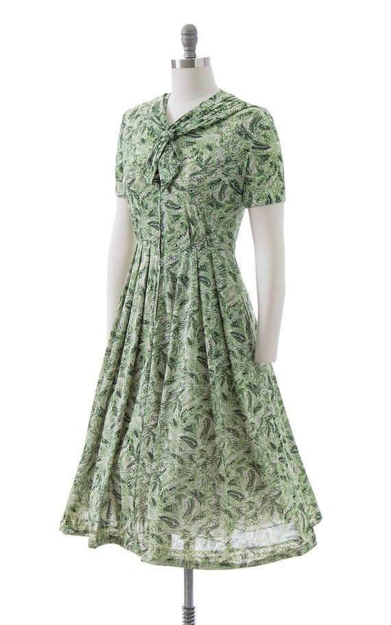 Vintage 1960s Dress | 60s Fern Leaves Green Print… - image 3