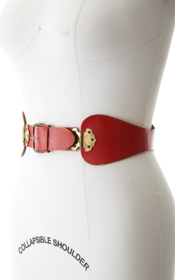 Vintage 1950s Cinch Belt | 50s Red Leather Brass … - image 3