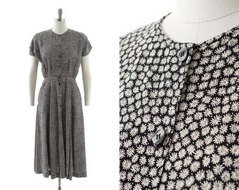 75 DRESS SALE /// Vintage 1980s 1990s Shirtwaist Dress | 80s 90s Ditsy Floral Printed Grunge Rayon Black Button Down Midi Pockets (medium)