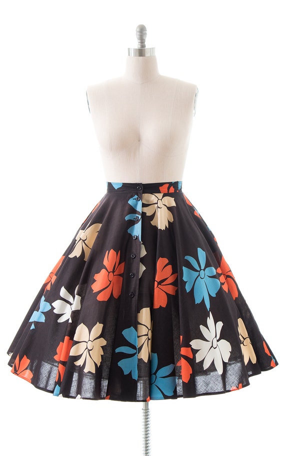 Vintage 1980s Circle Skirt 80s Does 50s Bold Oversized Floral Printed Black Cotton Button up Swing Skirt With Pockets medium Etsy