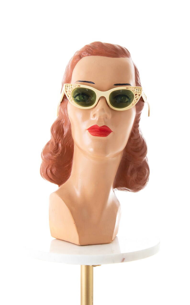 Vintage 1950s Cateye Sunglasses 50s COOL-RAY POLAROID Carved Cream Plastic Cat Eye Frames Glasses with Green Tinted Lenses image 2
