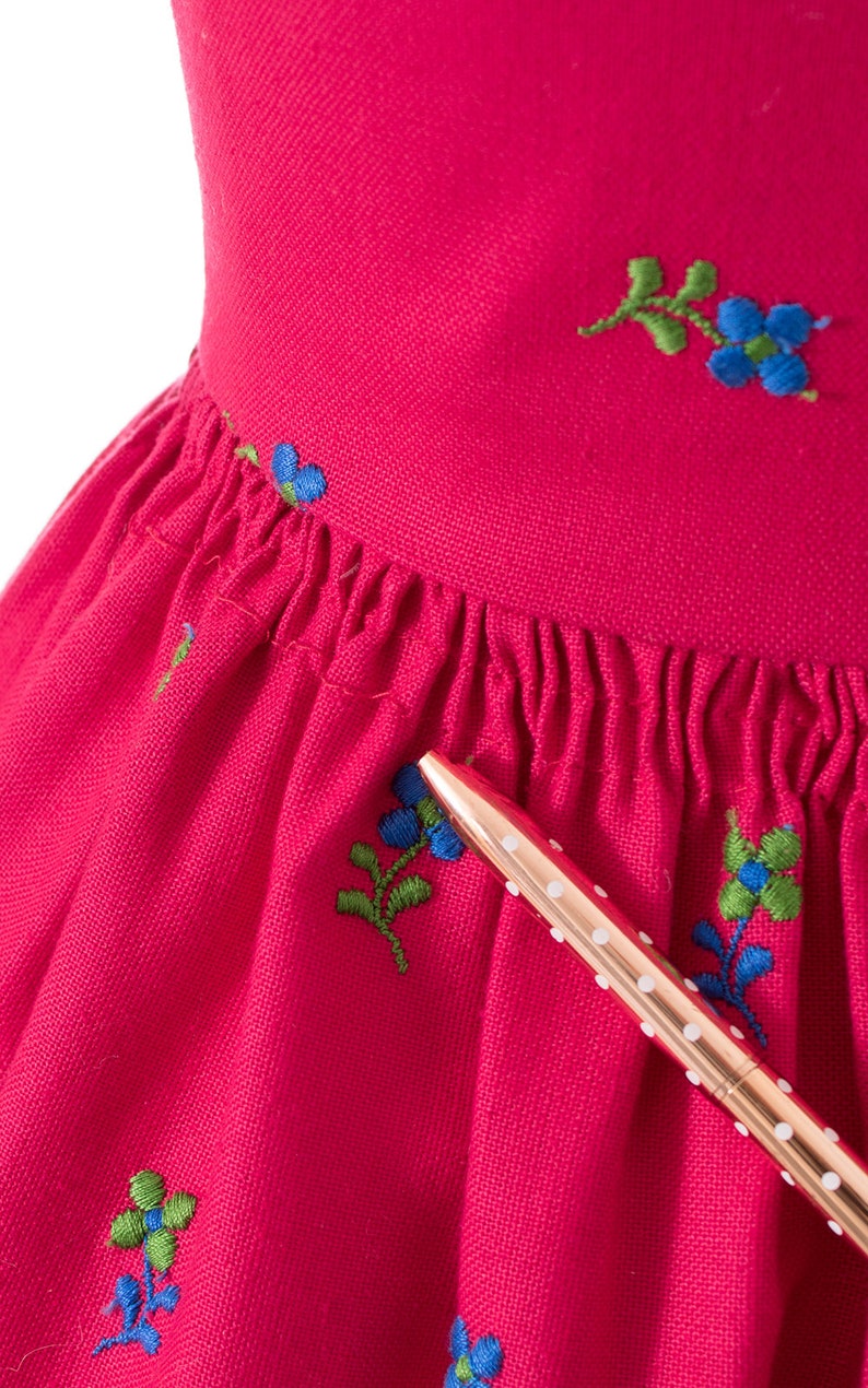 Vintage 1970s Dirndl Dress xssmall 70s Floral Embroidered Border Print Hot Pink Cotton German Oktoberfest Full Skirt Sundress