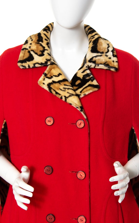 Vintage 1960s Reversible Cape | 60s Leopard Ocelot Animal Vintage 1960s Reversible Cape | 60s Leopard Ocelot Animal