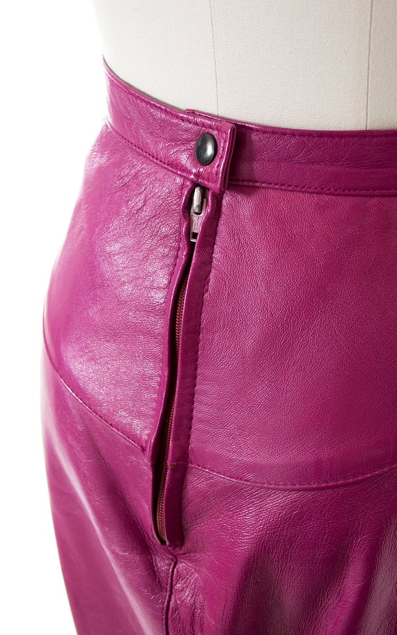 Vintage 1970s Pencil Skirt | 70s Purple Leather B… - image 7