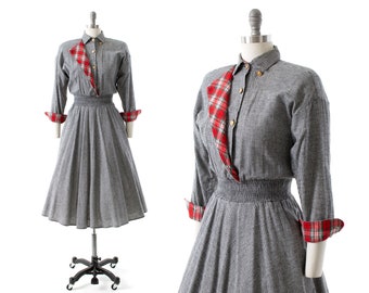 Vintage 1980s 1990s Shirt Dress | 80s 90s CAROL ANDERSON Flannel Houndstooth Plaid Midi Full Skirt Pockets Winter Day Dress (small/medium)