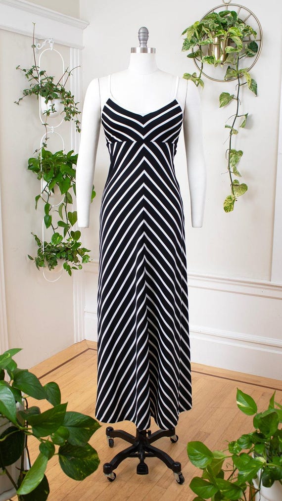 Vintage 1970s Maxi Dress | 70s Chevron Striped Black White Strappy Open Back Sleeveless Sundress | X-Small/Small
