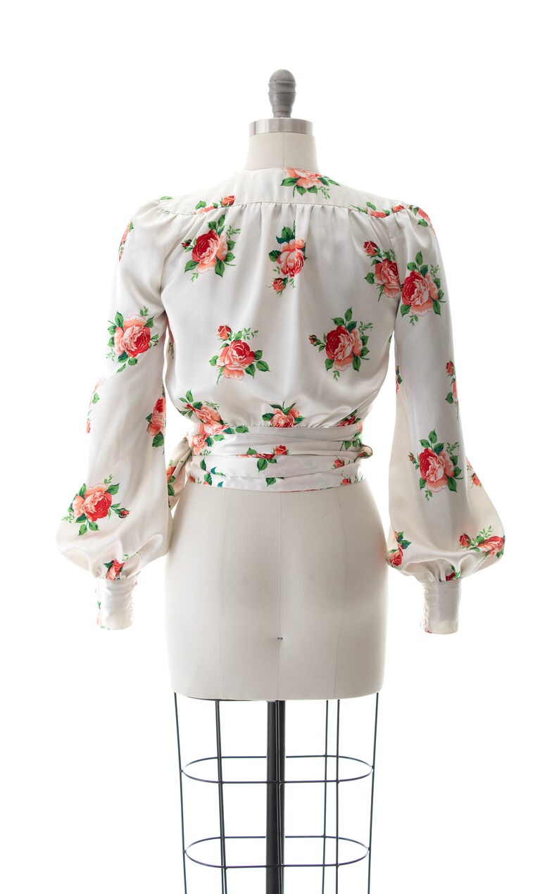 Vintage 1970s Wrap Top 70s does 1940s Rose Floral Print Satin White Long Sleeve Cropped Tie Waist Romantic Blouse x-small/small image 4