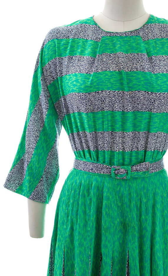 75 DRESS SALE /// Vintage 1950s Dress | 50s Abstr… - image 6