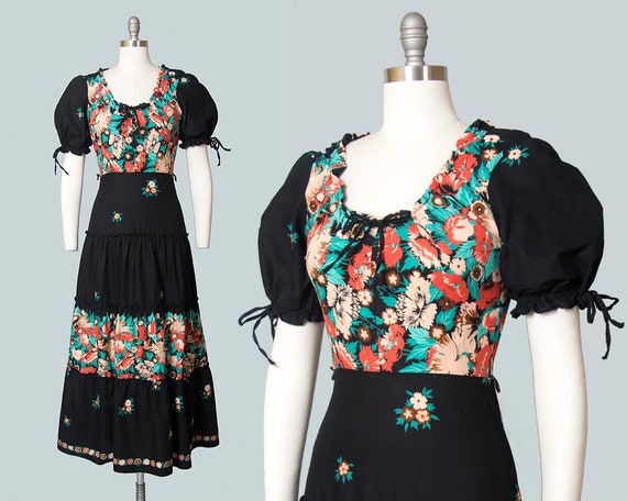 Vintage 1970s Dress | 70s Black Floral Cotton Puff