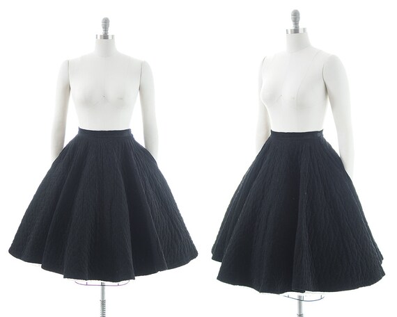 Vintage 1950s Circle Skirt | 50s Black Quilted Cor