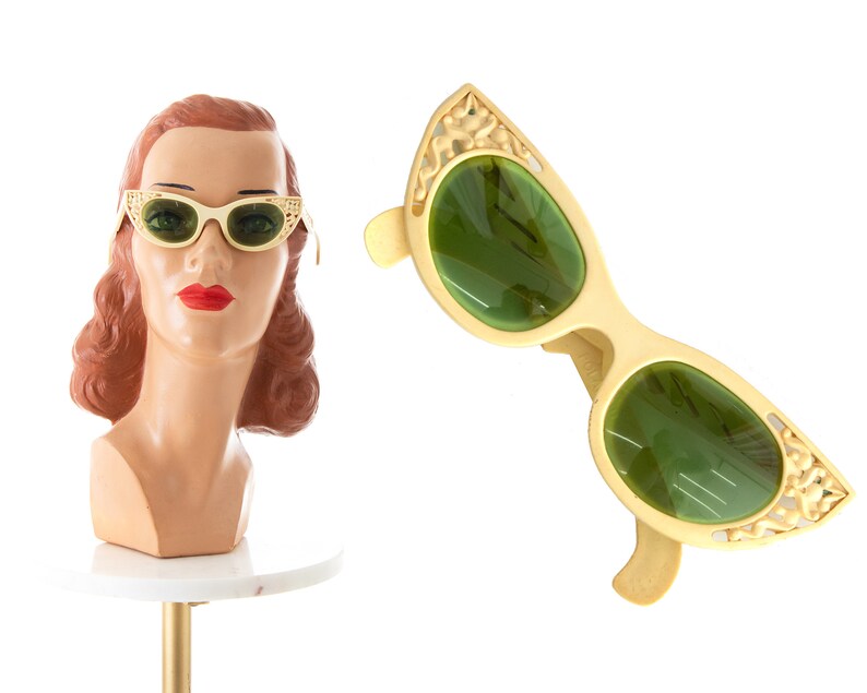 Vintage 1950s Cateye Sunglasses 50s COOL-RAY POLAROID Carved Cream Plastic Cat Eye Frames Glasses with Green Tinted Lenses image 1