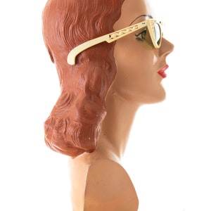 Vintage 1950s Cateye Sunglasses 50s COOL-RAY POLAROID Carved Cream Plastic Cat Eye Frames Glasses with Green Tinted Lenses image 4