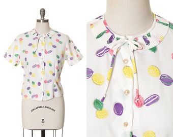 Vintage 1960s Blouse | 60s Candy Novelty Print Colorful White Short Sleeve Button Up Top (medium)