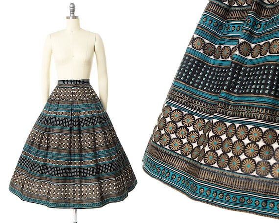 Vintage 1950s Skirt | 50s Metallic Floral Geometri