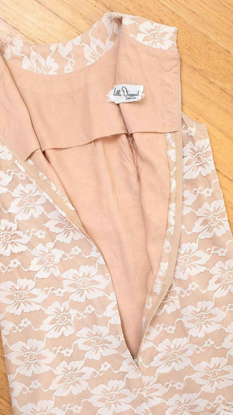 Vintage broekpak uit de jaren 70 | Jaren 70 LILLI DIAMOND Lace Overlay witbeige tuniektop hoge taille broek alternatieve bruid bijpassende 2-delige set | klein afbeelding 10