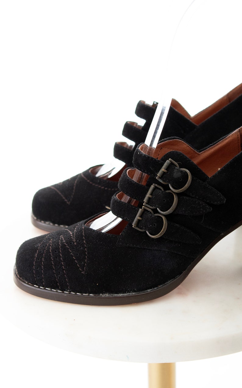 Vintage 1930s Style Shoes Modern RE-MIX Deadstock Unworn Black Suede Top Stitch Buckled Art Deco High Heels size US 5.5 image 7