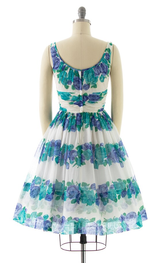 Vintage 1950s 1960s Sundress | 50s 60s Rose Flora… - image 4