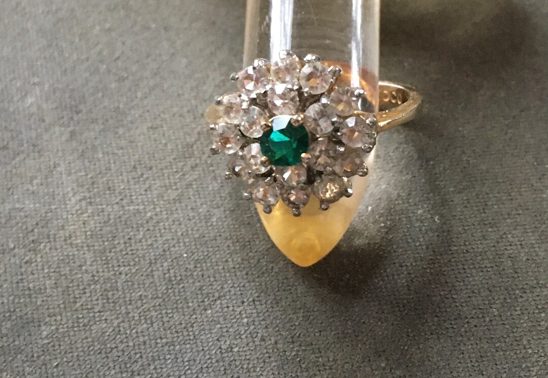 EDCO Ring Emerald Green & Rhinestones Size 7 May Birthstone - Etsy