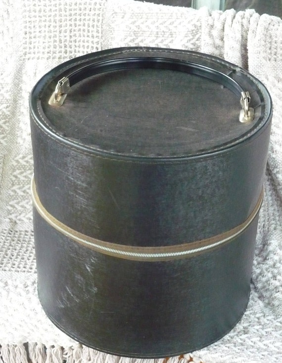 Steamline Luggage Hat Box Gem