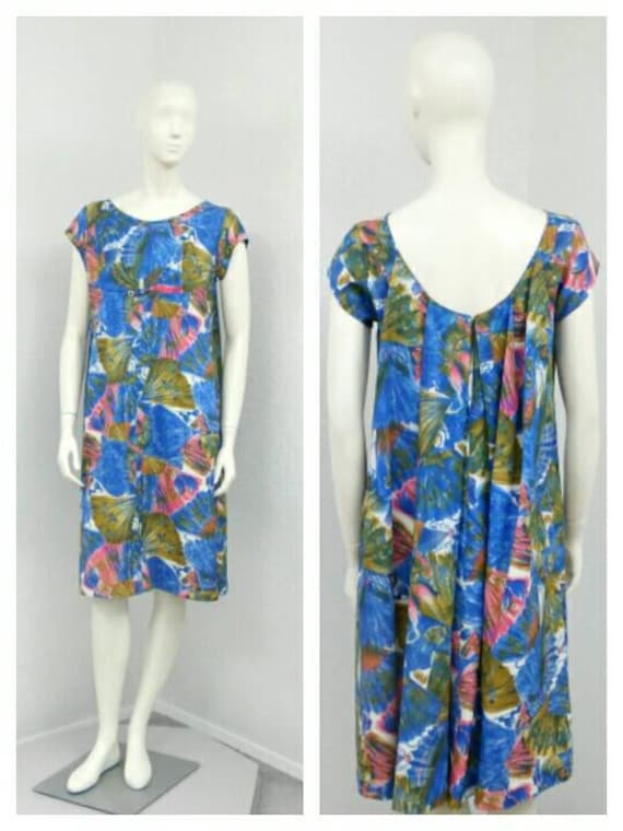 Vintage 60s Blue Hawaiian Dress, Fan Novelty Print