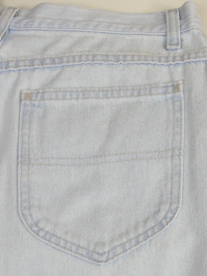 Blue Jean Shorts Cuffed Shorts Vintage 90s Riders Light Wash High Waisted Denim Shorts 31 Waist High Rise Shorts Short Shorts