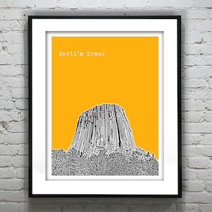 Devil&#39;s Tower Wyoming Skyline Poster Print Art Version 1