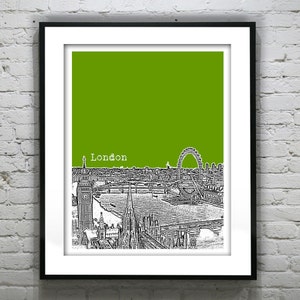 Może przedstawiać: Czarno-biały rysunek linii horyzontu Londynu z London Eye, Big Benem i innymi słynnymi zabytkami. Rysunek znajduje się na zielonym tle z napisem "London" w białym kolorze.