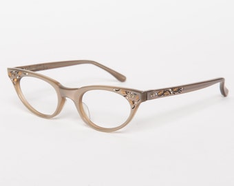 new, cat eye shaped optical frames vintage 1960s • Revival Vintage Boutique