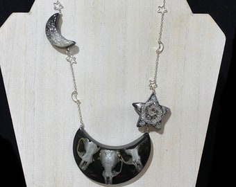 Muskrat Skull Star & Moon Pendant, bone jewelry, skull jewelry, witchy jewelry, beaded jewelry, mystical art, gothic jewelry crystal jewelry