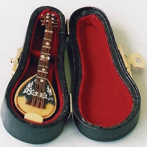 1/12 Scale  Dolls House Miniature    Mandolin in case 9/153