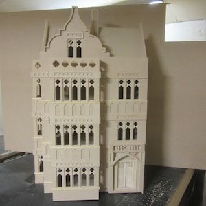 Woodstock House 12 schaal Dolls House KIT 8 kamers
