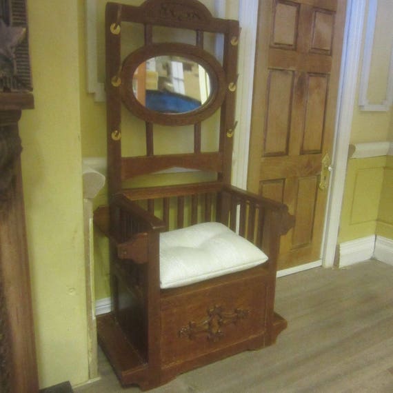 dolls house stand