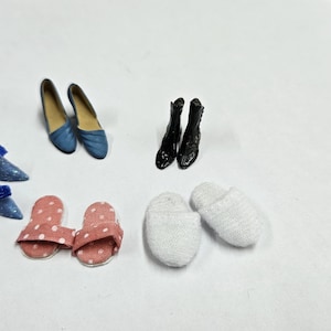 12th scale Dolls House Set of Dolls House Accessories - HD48a